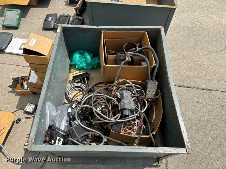 image for item LF9834 Planter parts