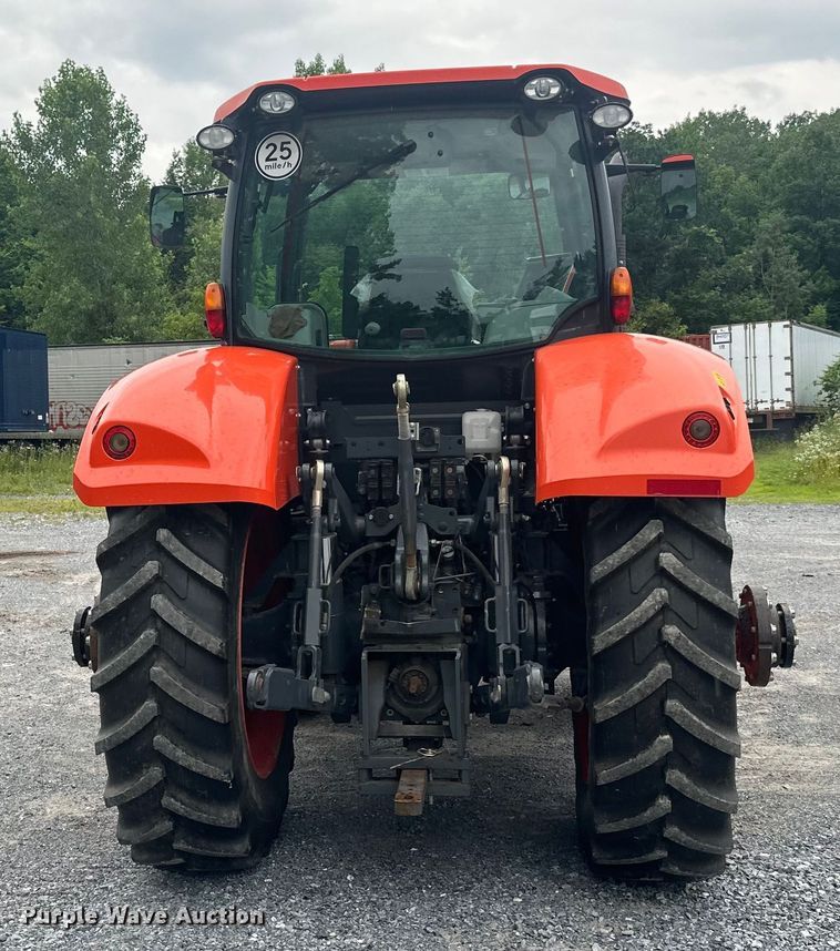image for item LR9402 2019 Kubota M7-171 Premium MFWD tractor