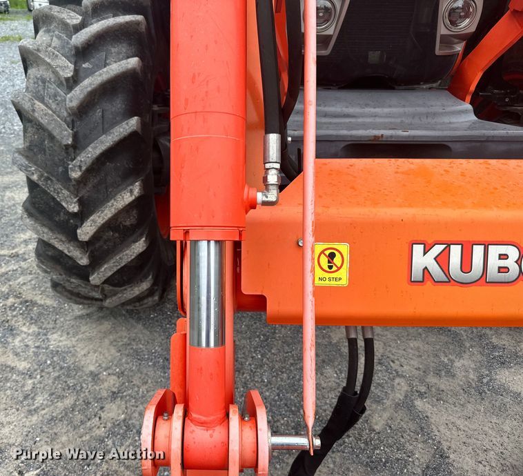 image for item LR9402 2019 Kubota M7-171 Premium MFWD tractor