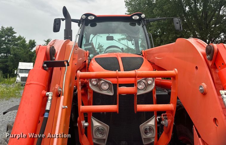 image for item LR9402 2019 Kubota M7-171 Premium MFWD tractor
