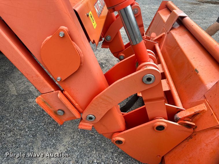 image for item LR9402 2019 Kubota M7-171 Premium MFWD tractor