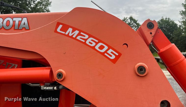 image for item LR9402 2019 Kubota M7-171 Premium MFWD tractor