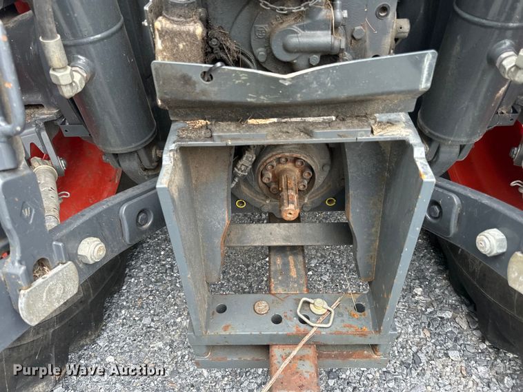 image for item LR9402 2019 Kubota M7-171 Premium MFWD tractor