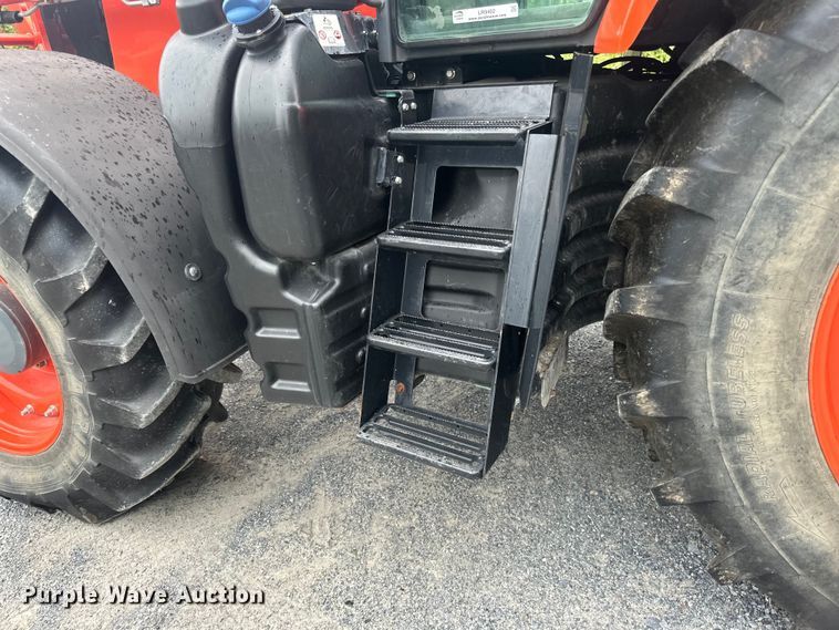 image for item LR9402 2019 Kubota M7-171 Premium MFWD tractor
