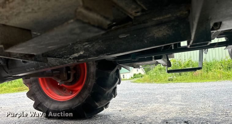 image for item LR9402 2019 Kubota M7-171 Premium MFWD tractor