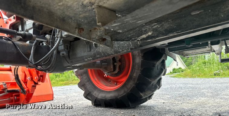 image for item LR9402 2019 Kubota M7-171 Premium MFWD tractor