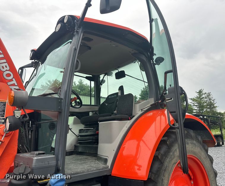 image for item LR9402 2019 Kubota M7-171 Premium MFWD tractor
