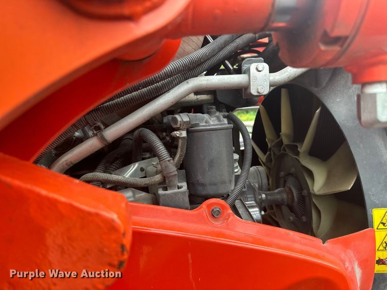 image for item LR9402 2019 Kubota M7-171 Premium MFWD tractor