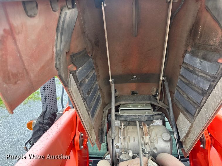 image for item LR9402 2019 Kubota M7-171 Premium MFWD tractor