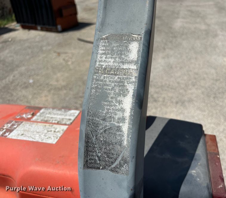 image for item LV9018 Kubota L3830D MFWD tractor