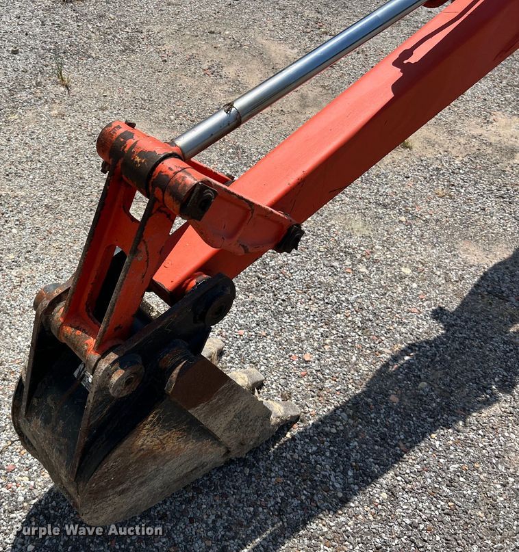 image for item LV9018 Kubota L3830D MFWD tractor