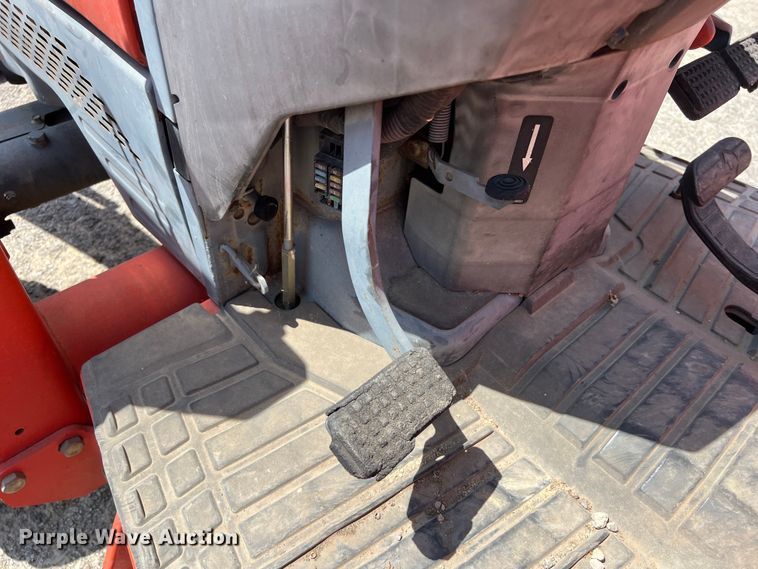 image for item LV9018 Kubota L3830D MFWD tractor