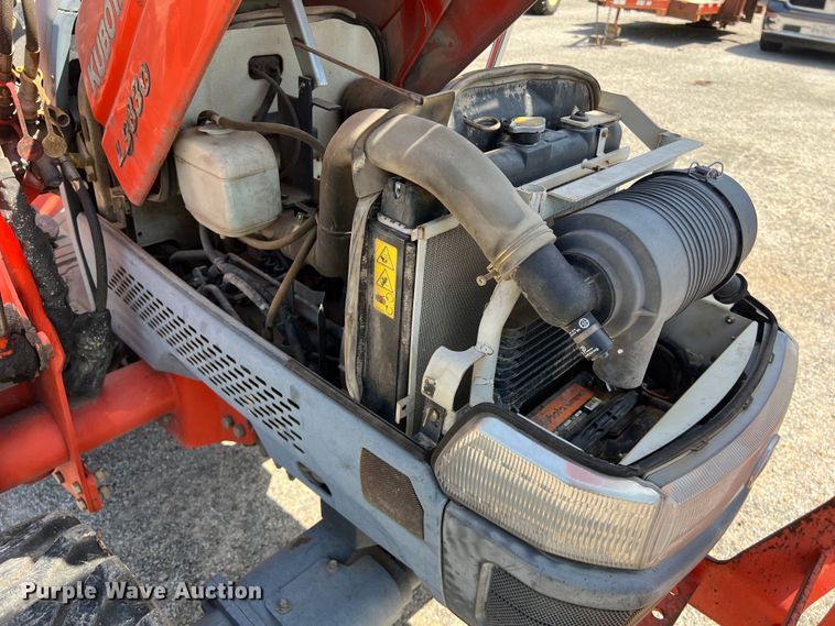 image for item LV9018 Kubota L3830D MFWD tractor