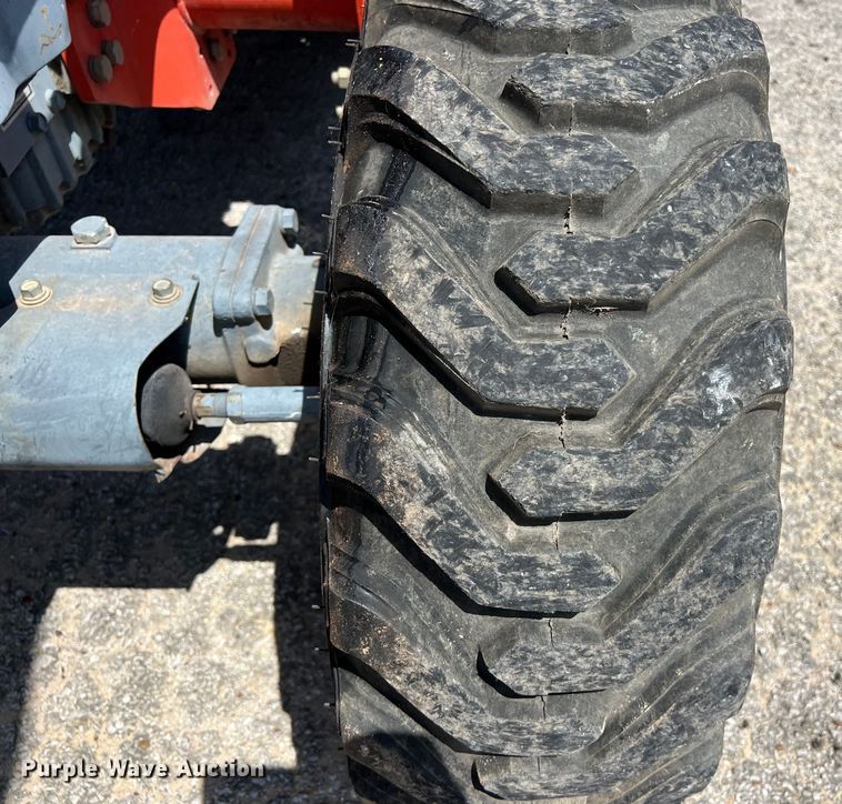 image for item LV9018 Kubota L3830D MFWD tractor