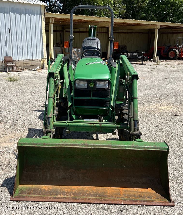 image for item LV9019 2001 John Deere  4400 MFWD tractor