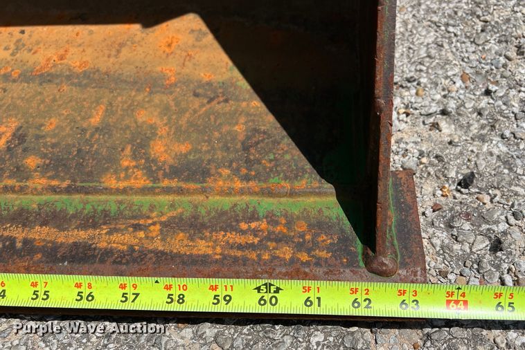 image for item LV9019 2001 John Deere  4400 MFWD tractor