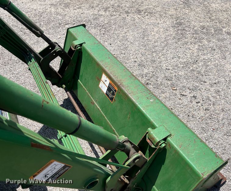 image for item LV9019 2001 John Deere  4400 MFWD tractor