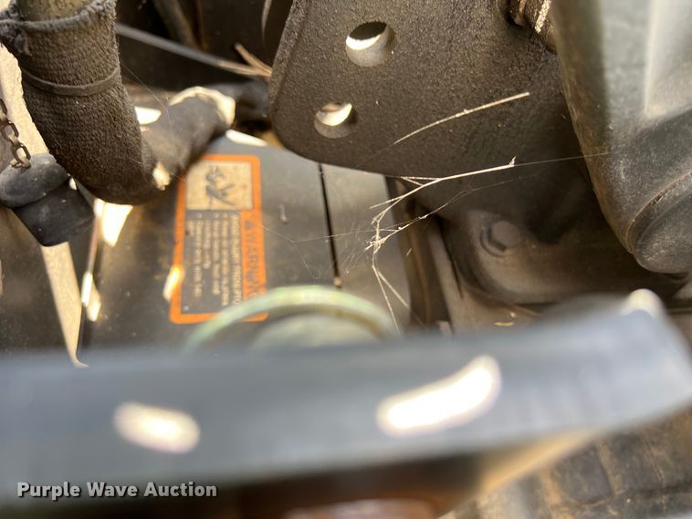 image for item LV9019 2001 John Deere  4400 MFWD tractor