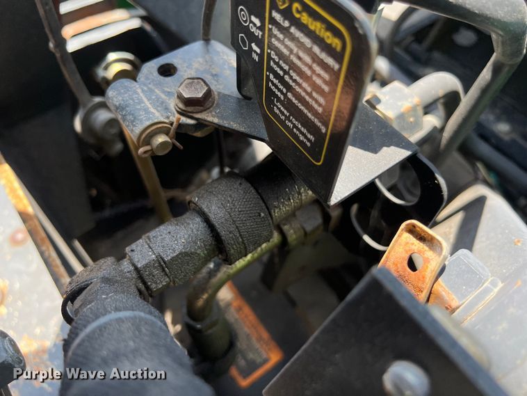 image for item LV9019 2001 John Deere  4400 MFWD tractor