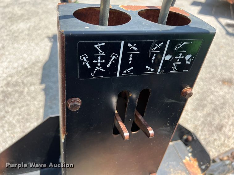 image for item LV9019 2001 John Deere  4400 MFWD tractor