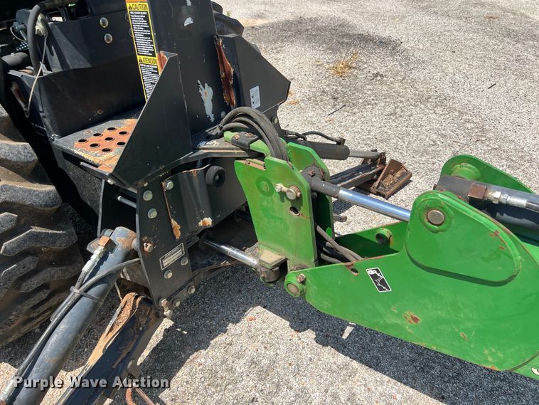 image for item LV9019 2001 John Deere  4400 MFWD tractor