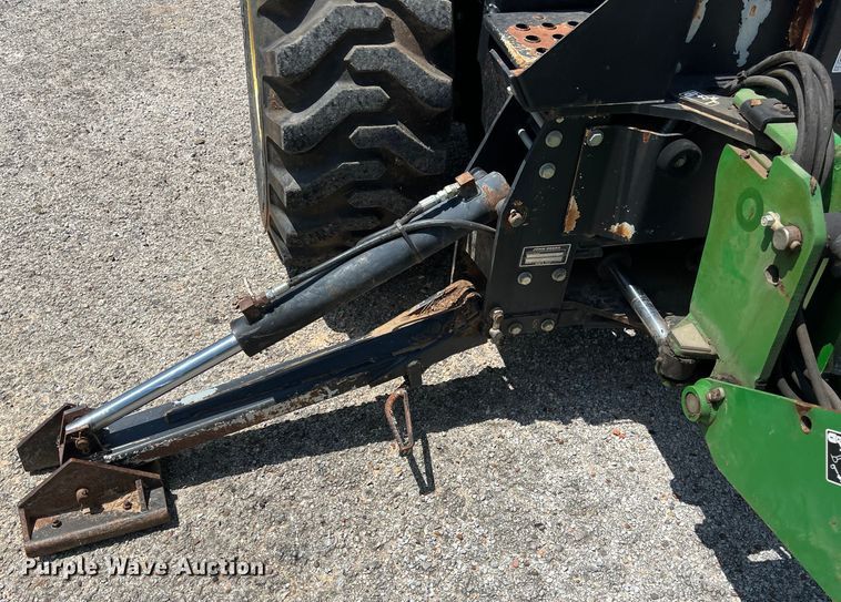 image for item LV9019 2001 John Deere  4400 MFWD tractor