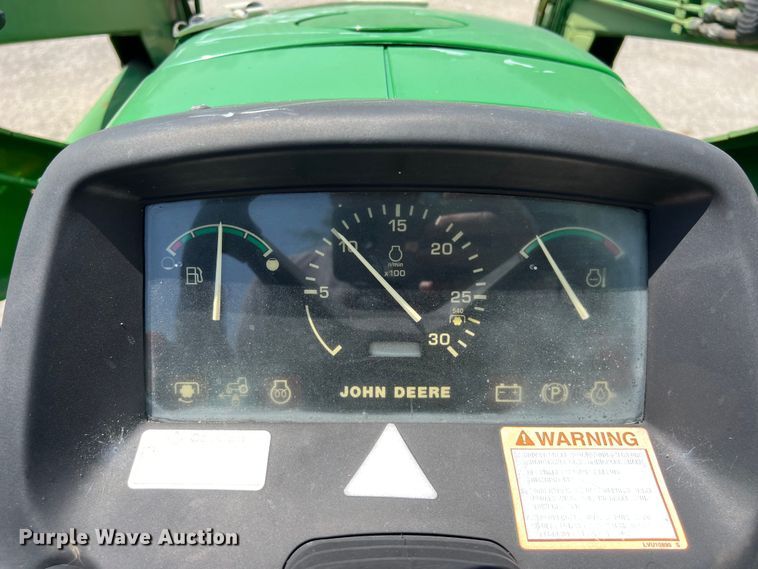 image for item LV9019 2001 John Deere  4400 MFWD tractor