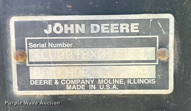 image for item LV9019 2001 John Deere  4400 MFWD tractor