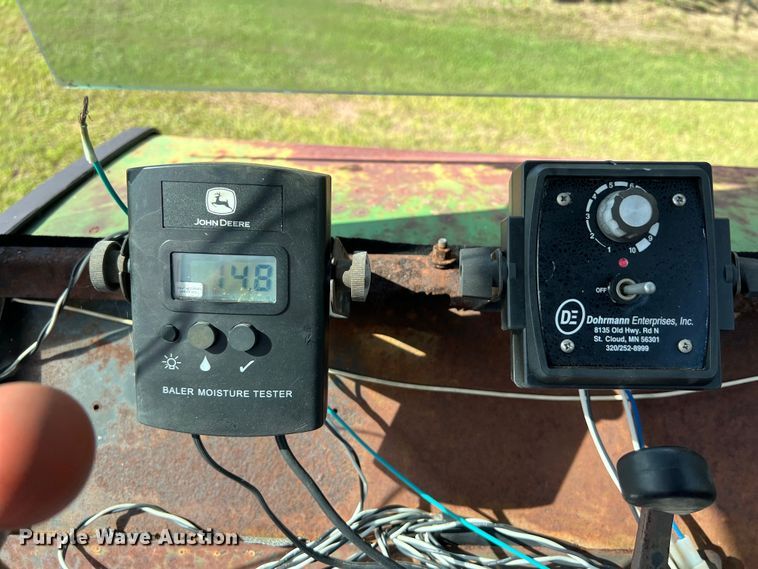 image for item LV9022 1977 John Deere 4430 tractor