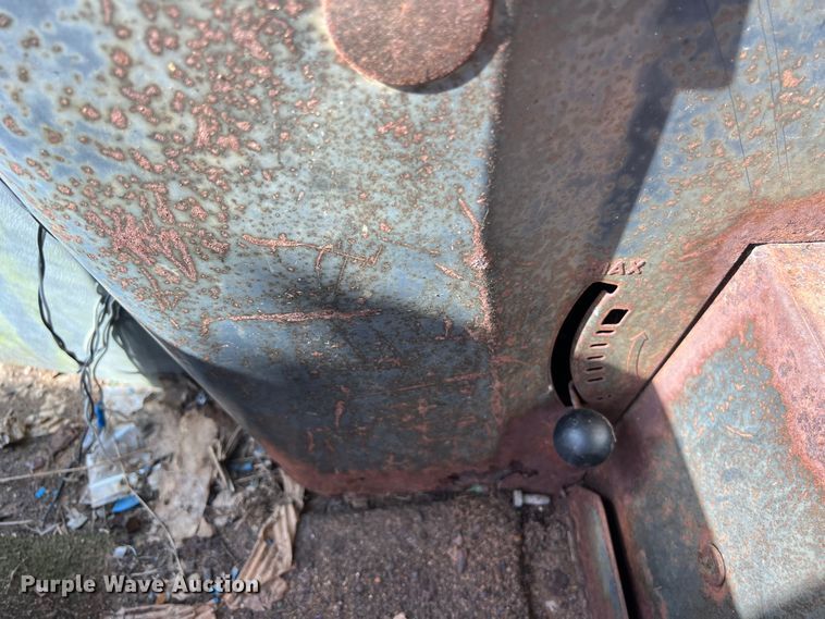 image for item LV9022 1977 John Deere 4430 tractor