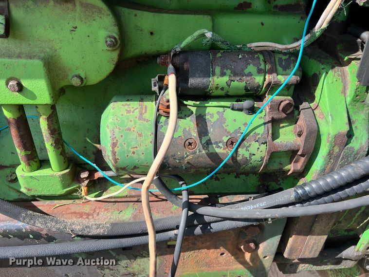 image for item LV9022 1977 John Deere 4430 tractor