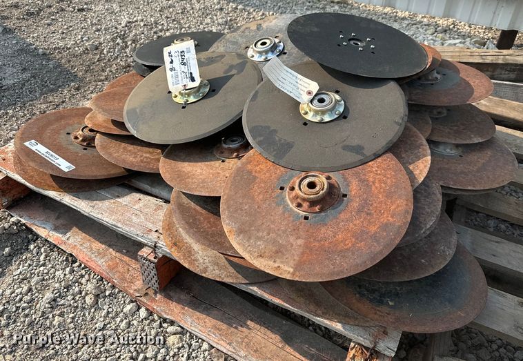 image for item MV9019 Approximately 40 disks