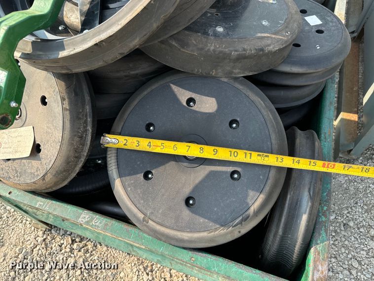 image for item MV9029 Planter attachments