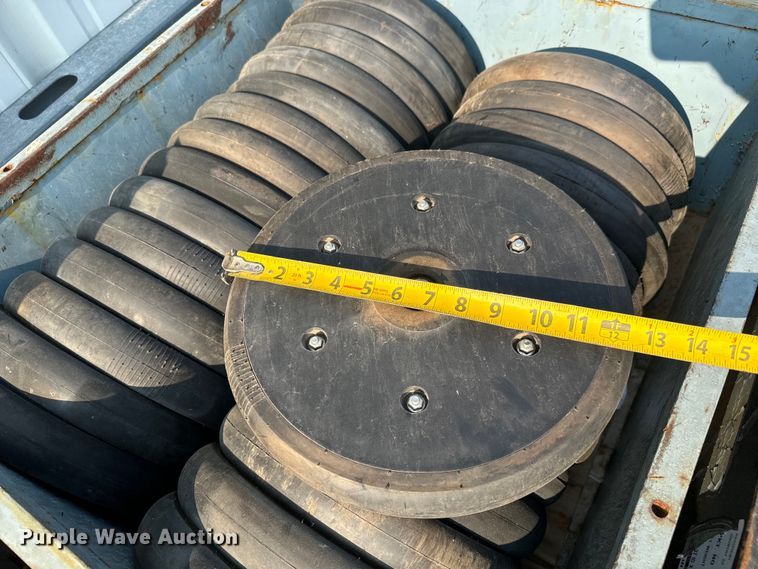 image for item MV9029 Planter attachments