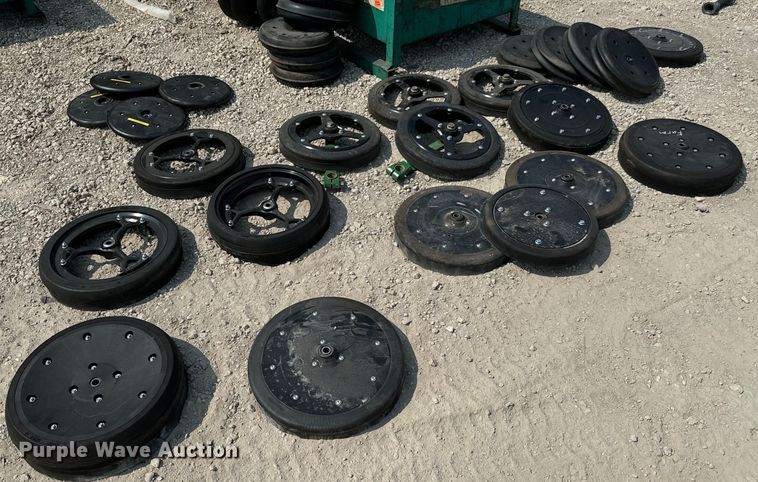 image for item MV9029 Planter attachments