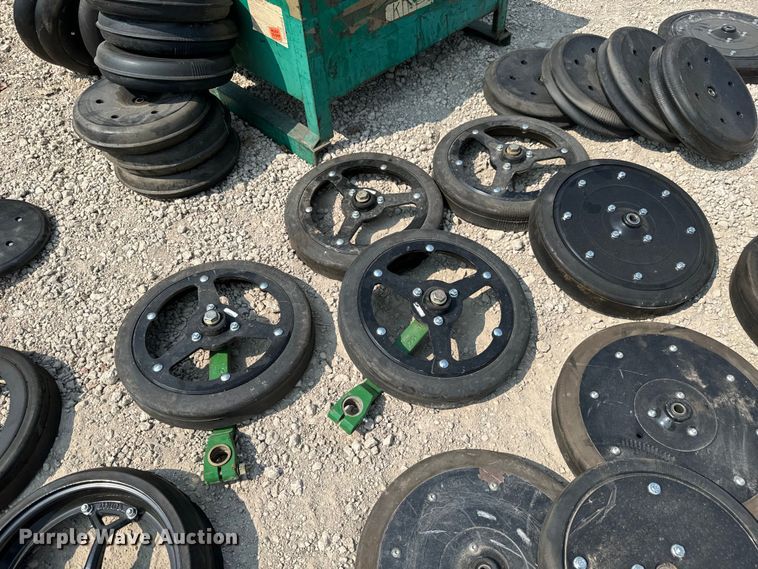 image for item MV9029 Planter attachments