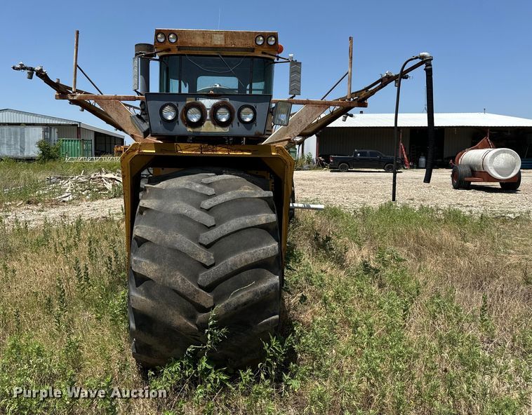 image for item NQ9646 Ag-Chem 1253 sprayer