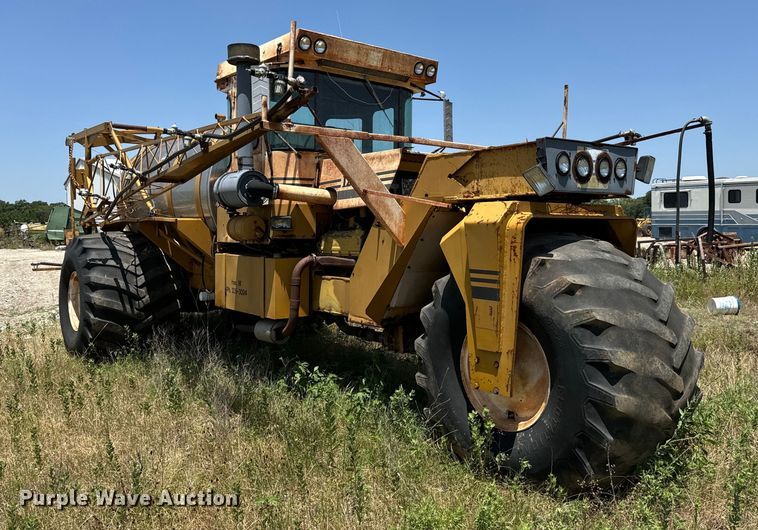 image for item NQ9646 Ag-Chem 1253 sprayer