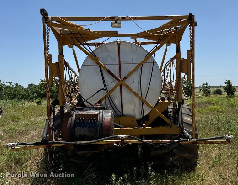 image for item NQ9646 Ag-Chem 1253 sprayer