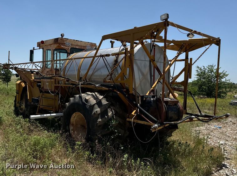 image for item NQ9646 Ag-Chem 1253 sprayer