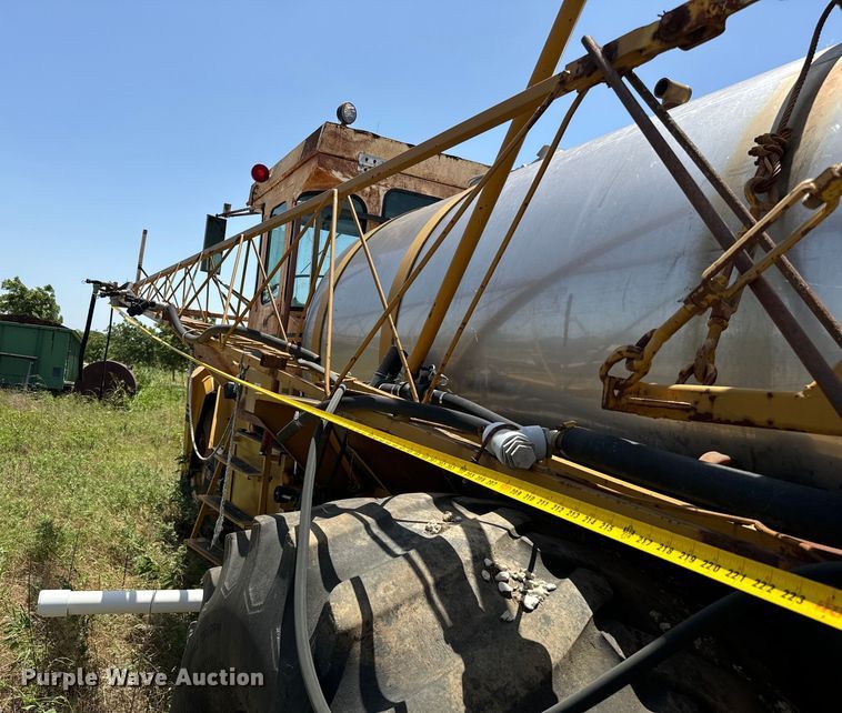 image for item NQ9646 Ag-Chem 1253 sprayer