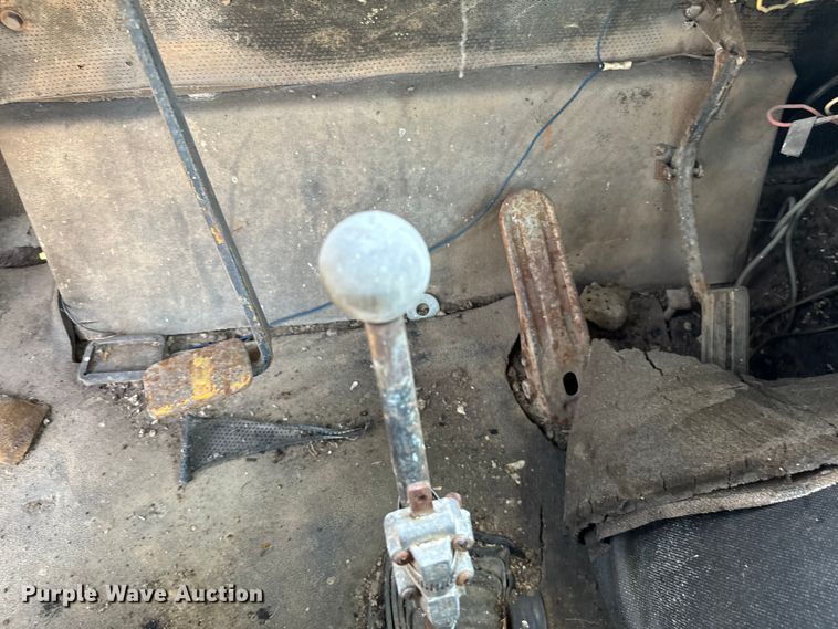 image for item NQ9646 Ag-Chem 1253 sprayer