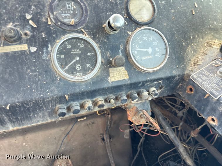 image for item NQ9646 Ag-Chem 1253 sprayer