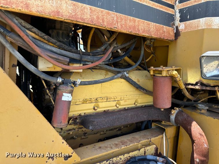 image for item NQ9646 Ag-Chem 1253 sprayer