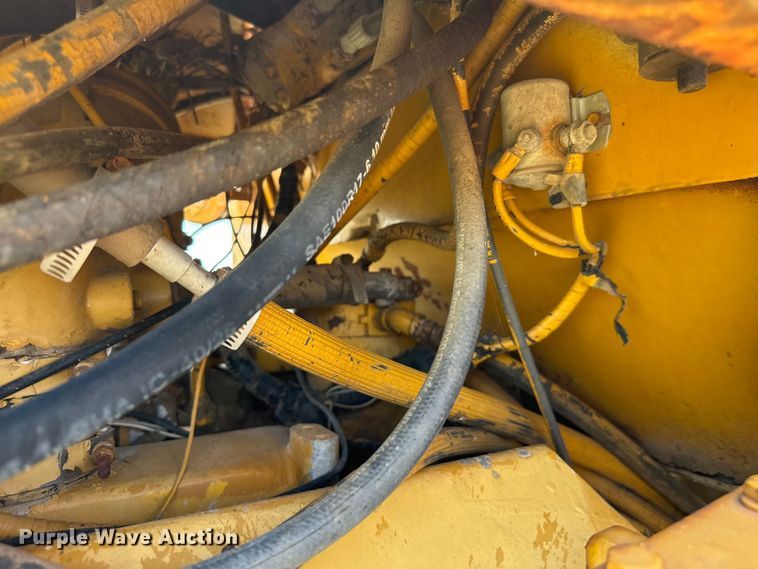 image for item NQ9646 Ag-Chem 1253 sprayer