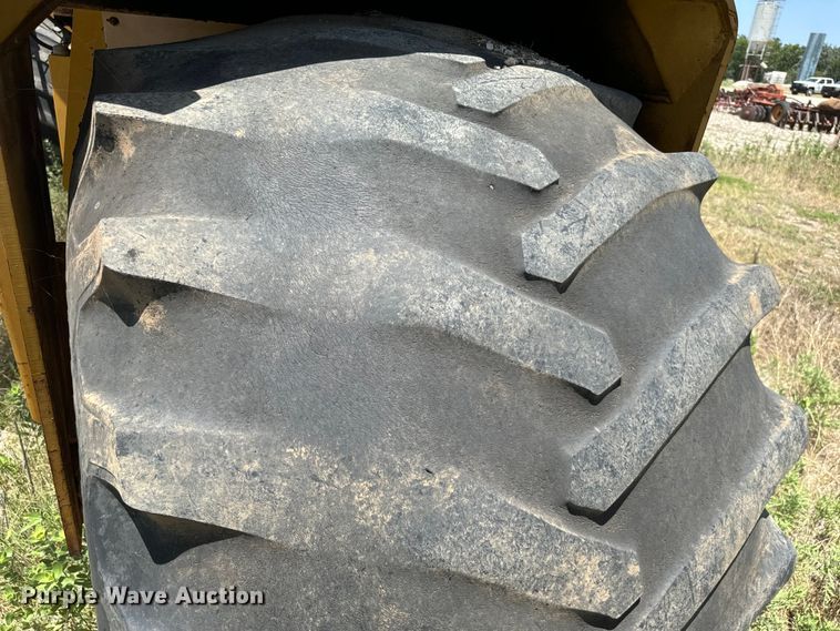 image for item NQ9646 Ag-Chem 1253 sprayer