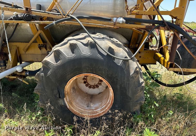 image for item NQ9646 Ag-Chem 1253 sprayer