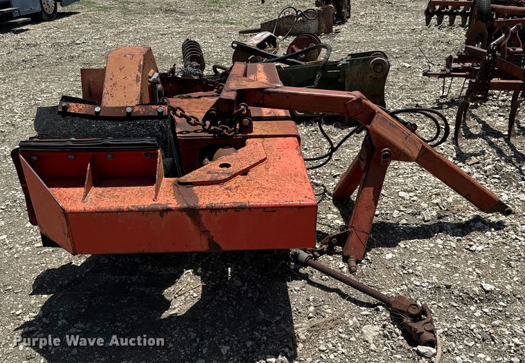 image for item NQ9648 NH Savage 2146 tree shaker