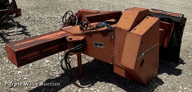 image for item NQ9648 NH Savage 2146 tree shaker