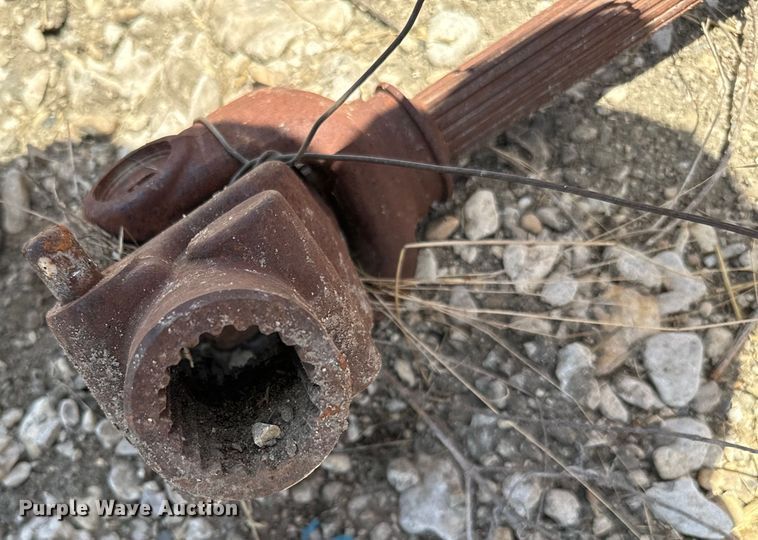 image for item NQ9648 NH Savage 2146 tree shaker